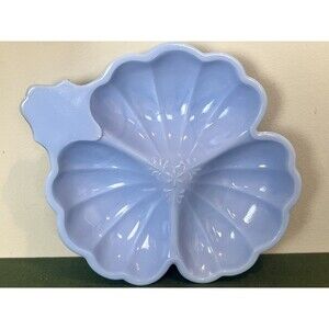 Vintage Jeannette Glass Delphite Blue Clover Leaf Shell Candy Nut Dish 3 Section